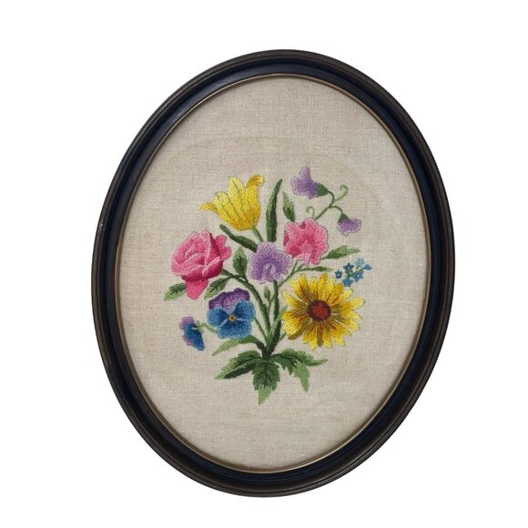 MCM Botanical Embroidery Oval Frame Crewel Floral Wall Art Needlepoint Vtg 2 - Picture 1 of 16
